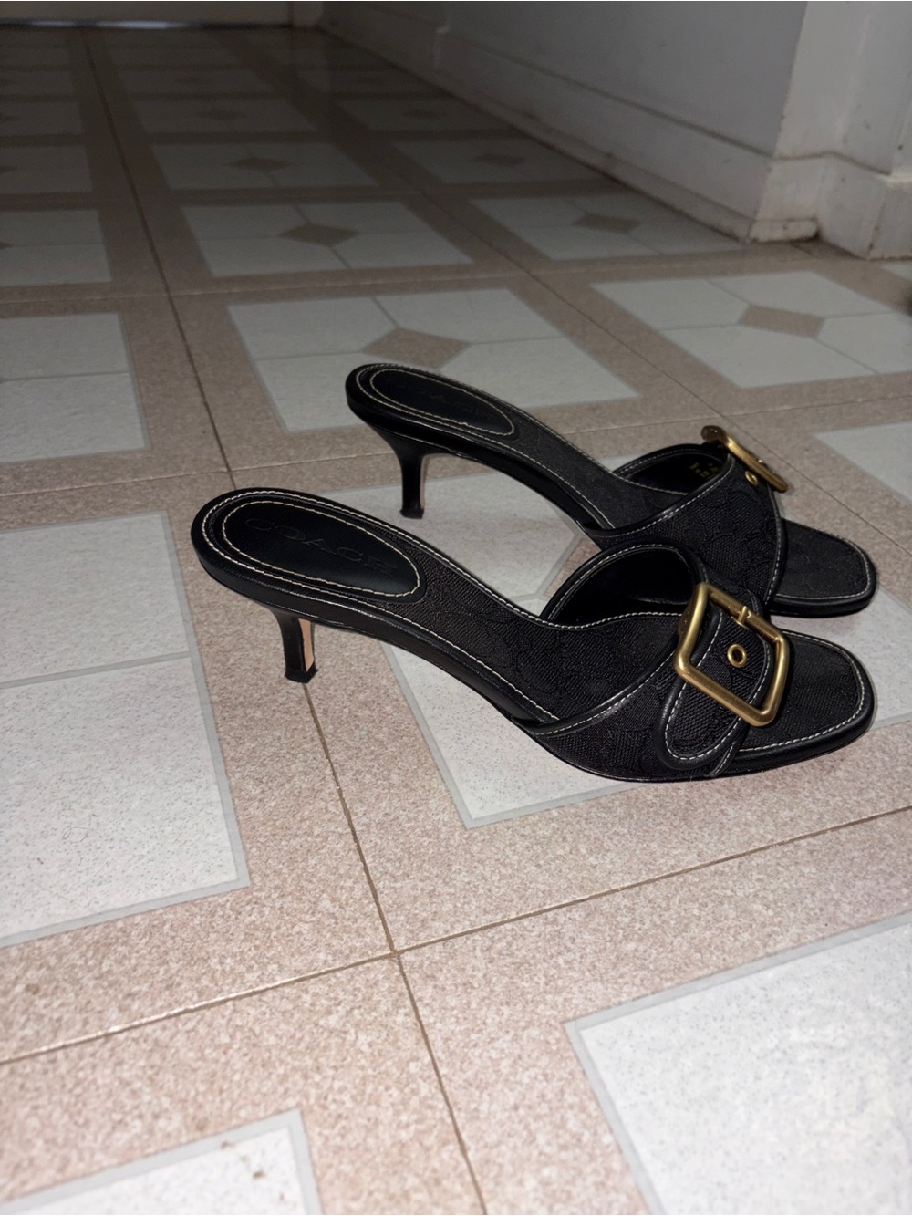 Coach heels - Picture 4 of 6